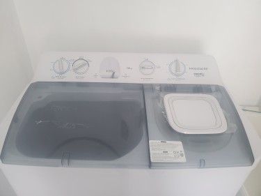 Frigidaire Twin Tub Washing Machine