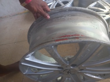 18 Inch Rims... One Has A Small Damage 