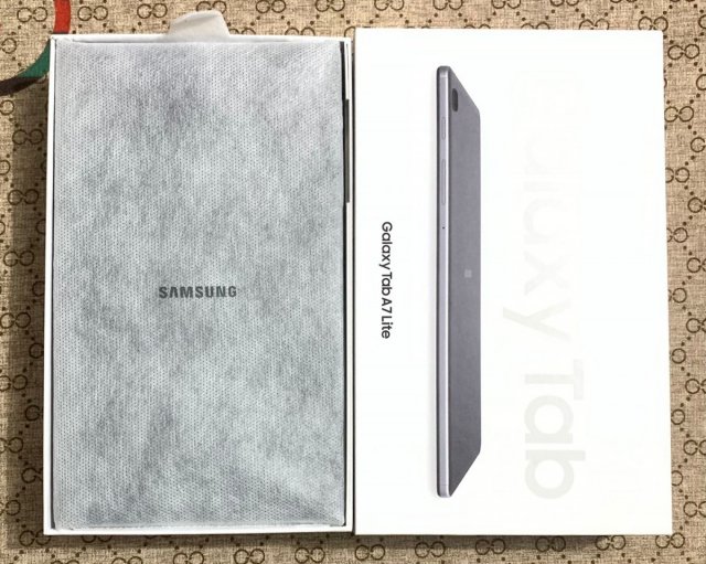 BRAND NEW IN BOX Samsung Galaxy Tab A7Lite