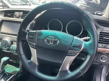 2016 Toyota Mark X