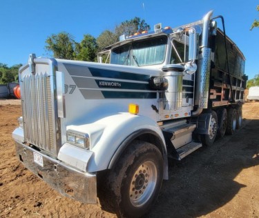  Kenworth W900 Dump Truck With Papers