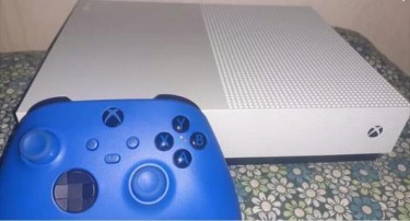 1tbXbox One S All Digital With Series X Controller
