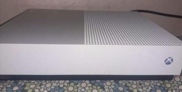 1tbXbox One S All Digital With Series X Controller