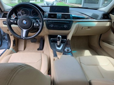 BMW 335i   