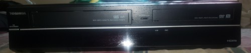 Toshiba DVD/Video Cassette Recorder