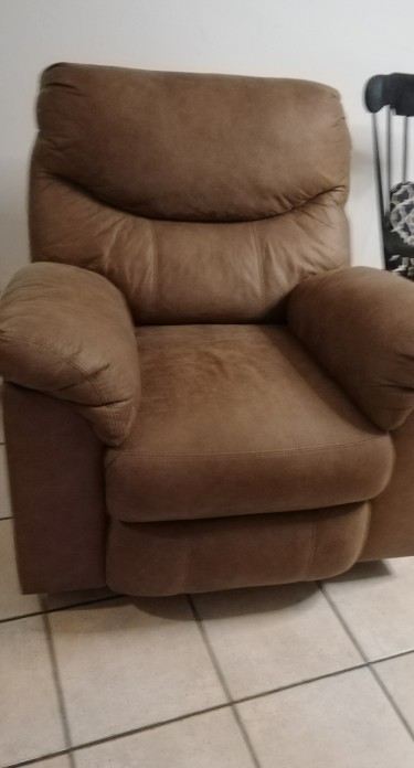 Ashley Electric Recliner Very Good Condition