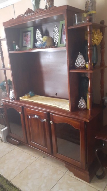 Furniture's Quick Sale Call For Price 