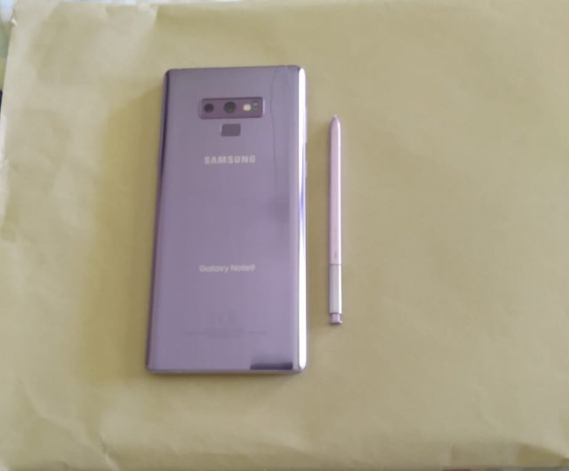 Samsung Galaxy Note 9 (Black Friday Sale)