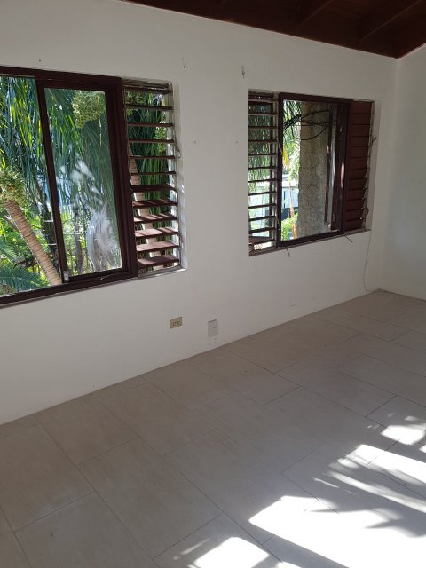 1 Bedroom Self Contained In Mona