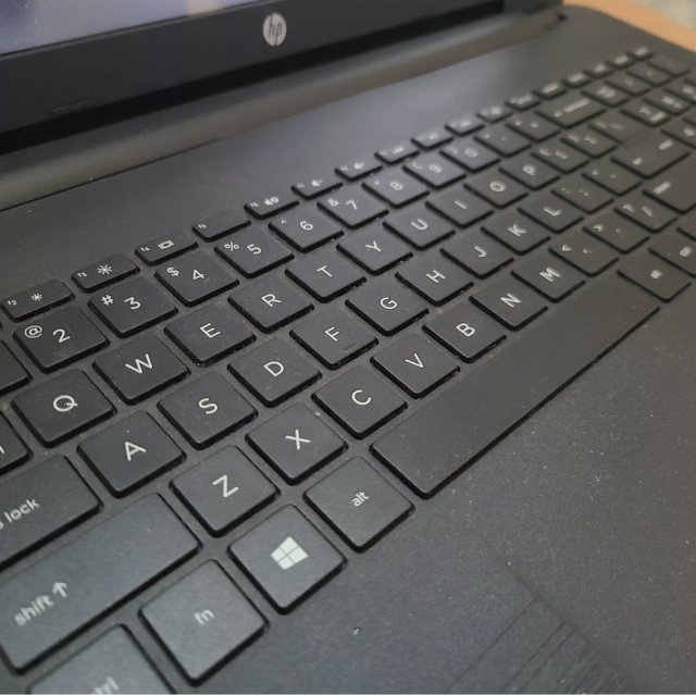 HP LAPTOP FOR SALE IN CONDITIN