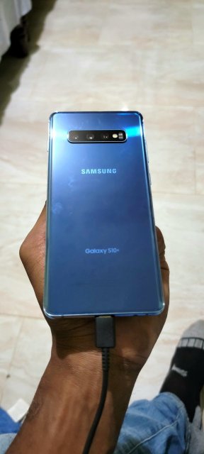 Samsung Galaxy S10+ Factory Unlocked