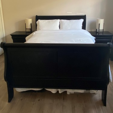 Queen Sleigh Bed And Night Tables