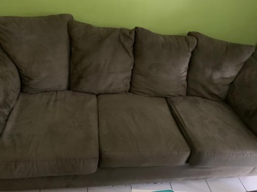3 And 4 Seater Sofa For Sale. Excellent Condition!