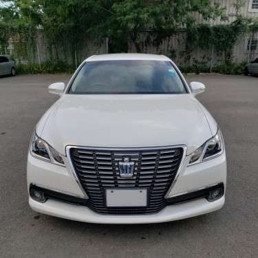 Toyota Crown Hybrid