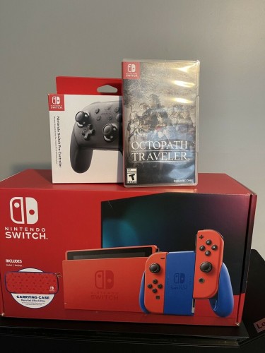 Nintendo Switch 32GB Console Bundle