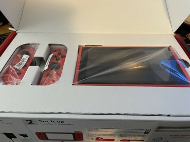 Nintendo Switch 32GB Console Bundle