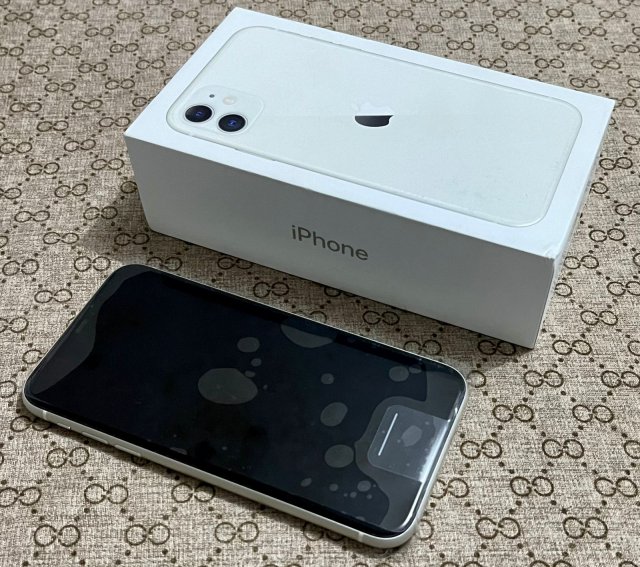 Used IN Box IPhone 11