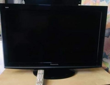 Fairly New 32 Inch Flat Screen Tv No Faults No Pro