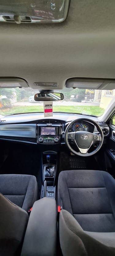2016 Toyota Corolla Axio (Hybrid) For Sale