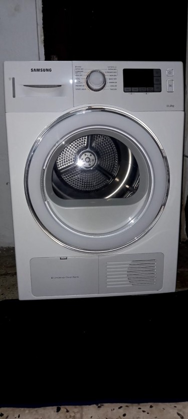 Samsung Dryer In Good Condition No Defaults