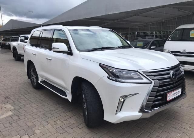 Toyota Land Cruiser Lexus LX 570 V8