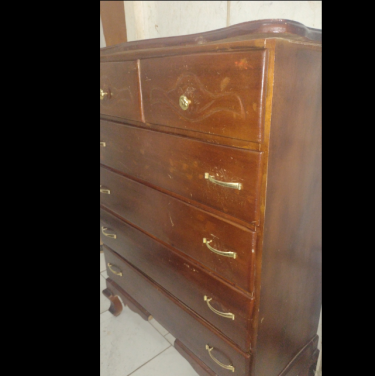 Chest. Solid Wood 