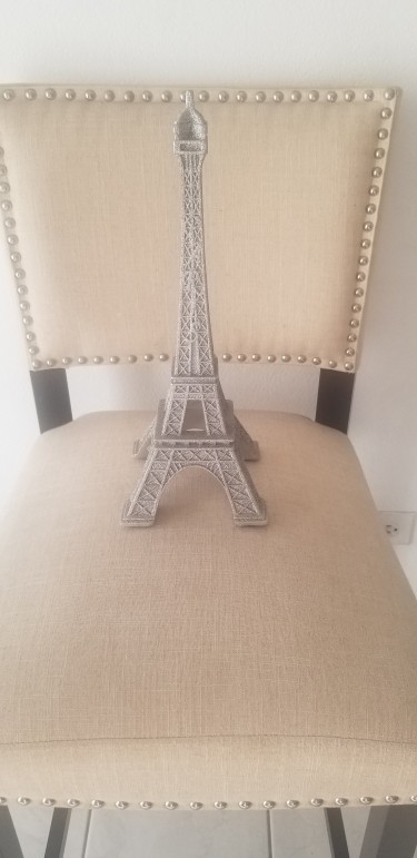 Eiffel Tower Stand