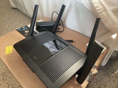 Linksys Max-Stream EA8500 Wireless Router