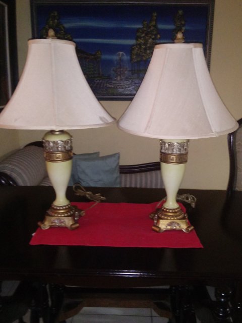 2 Bedroom Lamps