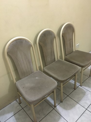 3 DINING CHAIRS