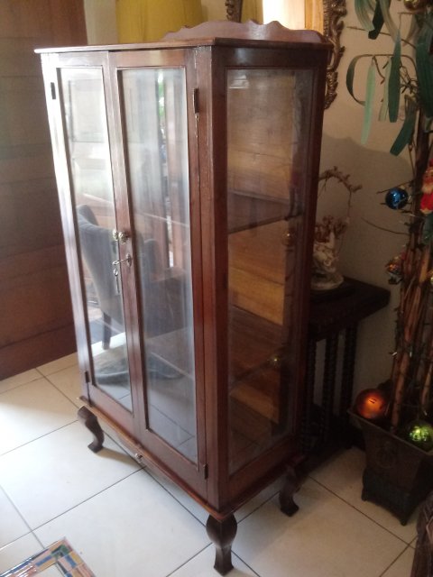 Mahogany Antique Cabinet