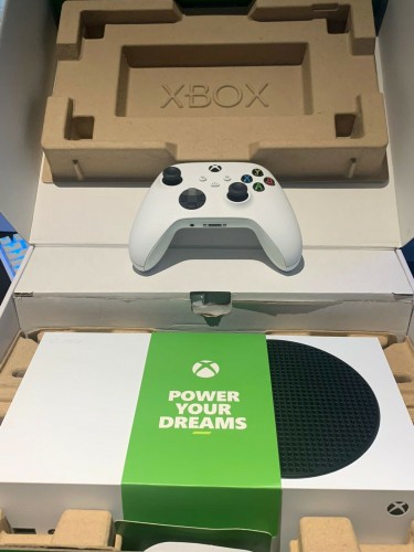 New Xbox Series S 512gb Digital Console