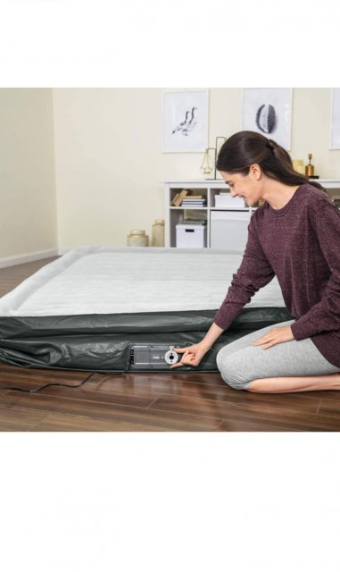 Luxury Air Bed Queen With Built In Pump