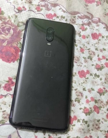 OnePlus 6T Excellent Condition