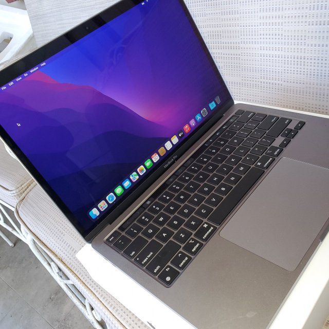 Brand New Macbook M1 2020
