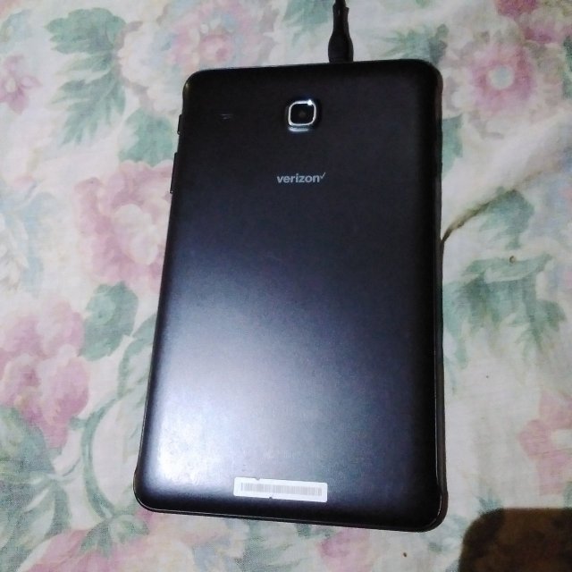 Samsung Tablet SM-T377V