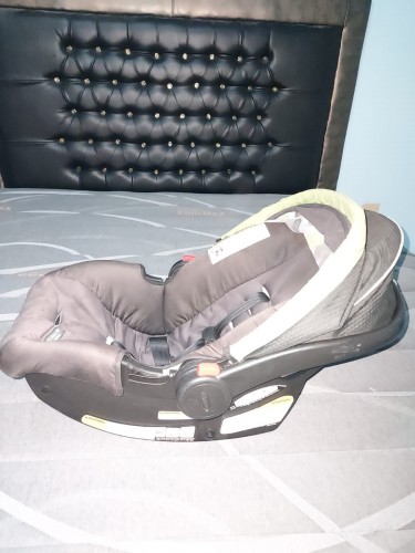 Graco Car Safety Seat 