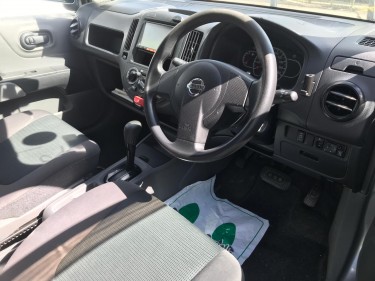 2016 Nissan AD Wagon