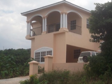 5 Bedroom Luxury House For Rent - Unfurnished 