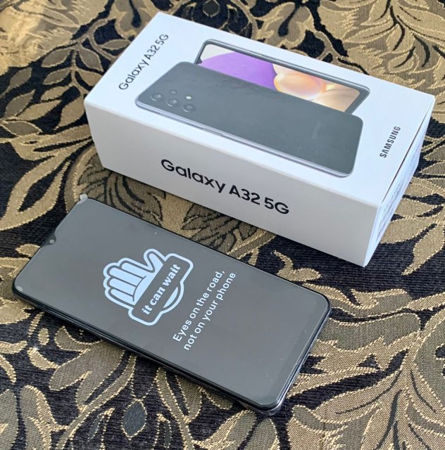 BRAND NEW IN BOX Samsung Galaxy A32 5G