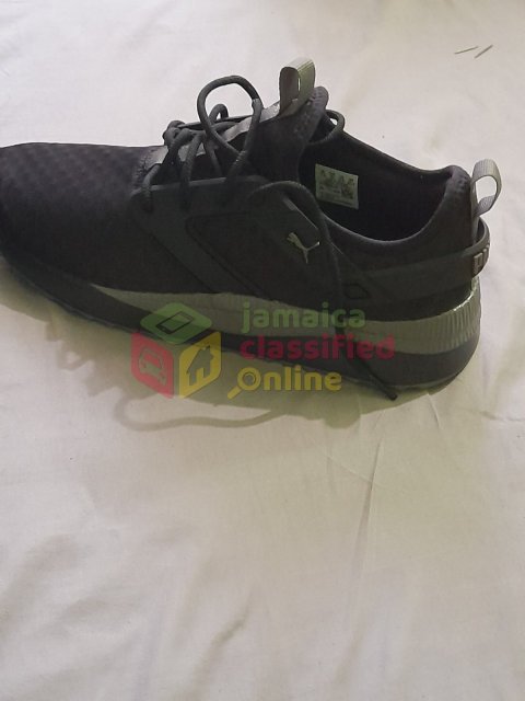 Puma Sneakers(size 8.5)