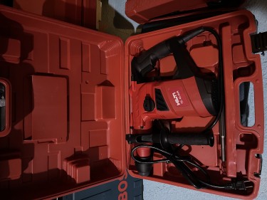 	 Hilti Te 40-AVR Rotary Hammer Drill