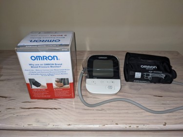 OMRON Blood Pressure Monitor Upper Arm (Used)