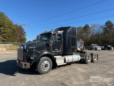 2008 Kenworth T800 6x4 T/A Sleeper Truck Tractor