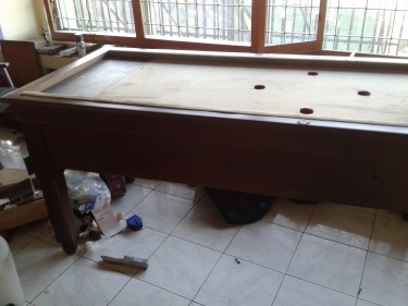 Pool Table 7' Valley Coin Operated 