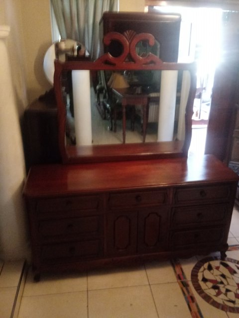 Solid Mahogany Dresser