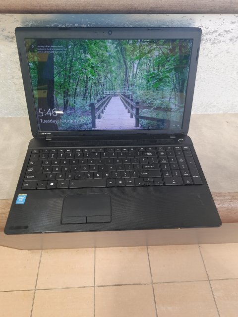 TOSHIBA LAPTOP FOR SALE