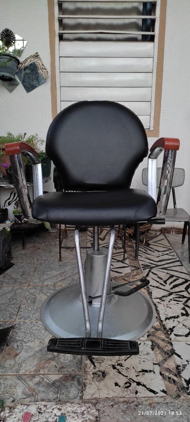 Barber Chair For Sale