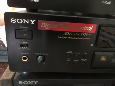 Sony Hi-End MD Player With Remote And MD's