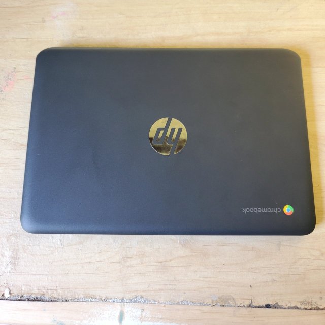 HP 2020 Chromebook